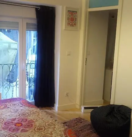 Rossio Sant'ana Apartamento *